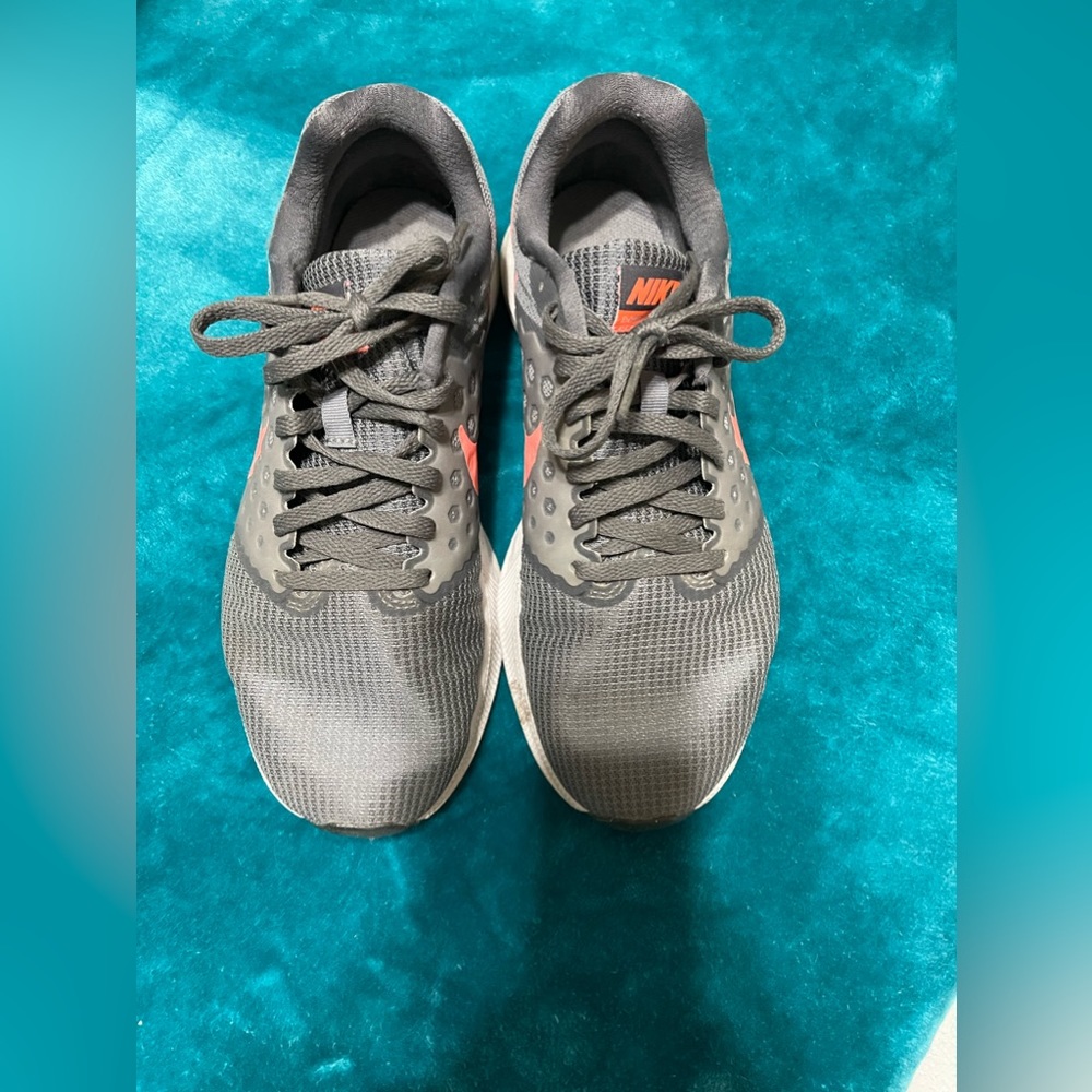 Women’s Nikes